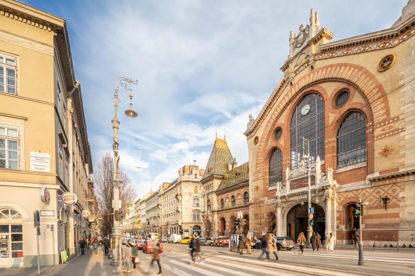 Vamhaz Boulevard Apartments Budapest Exteriör bild